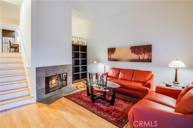 27 Coronado Court, Manhattan Beach, California 90266, 2 Bedrooms Bedrooms, ,3 BathroomsBathrooms,Residential,Sold,Coronado,PV18241500