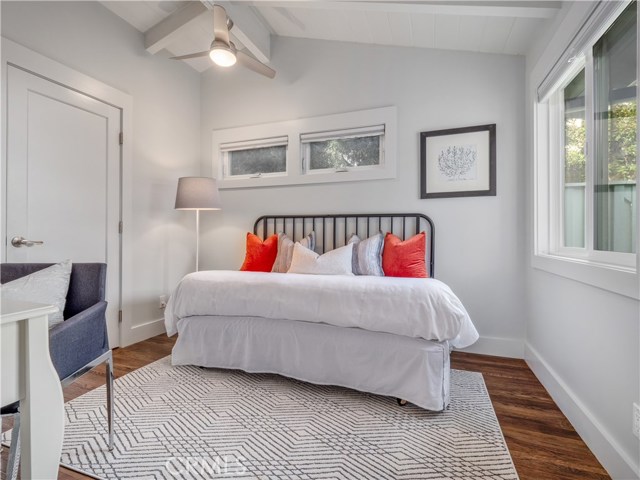 2616 Pine Avenue, Manhattan Beach, California 90266, 3 Bedrooms Bedrooms, ,1 BathroomBathrooms,Residential,Sold,Pine,SB21005852