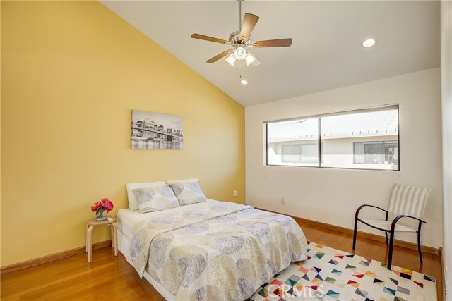 1919 Marshallfield Lane, Redondo Beach, California 90278, 3 Bedrooms Bedrooms, ,3 BathroomsBathrooms,Residential,Sold,Marshallfield,SB20041815