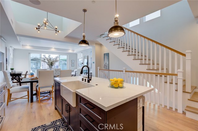 1711 Haynes Lane, Redondo Beach, California 90278, 3 Bedrooms Bedrooms, ,4 BathroomsBathrooms,Residential,Sold,Haynes,PV19232617