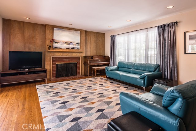 26563 Basswood Avenue, Rancho Palos Verdes, California 90275, 3 Bedrooms Bedrooms, ,1 BathroomBathrooms,Residential,Sold,Basswood,PV17181852