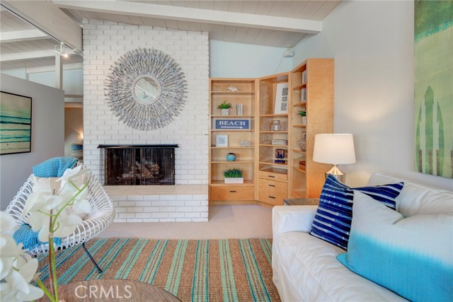 736 13th, Manhattan Beach, California 90266, 4 Bedrooms Bedrooms, ,3 BathroomsBathrooms,Residential,Sold,13th,SB19074833