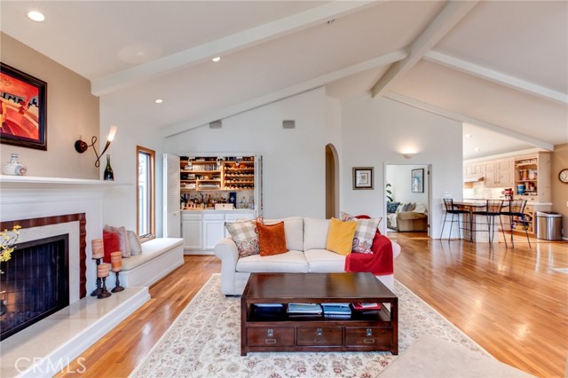 720 36th Street, Manhattan Beach, California 90266, 3 Bedrooms Bedrooms, ,2 BathroomsBathrooms,Residential,Sold,36th,SB19043240