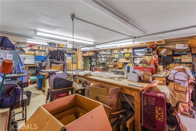 595 31st Street, Manhattan Beach, California 90266, 4 Bedrooms Bedrooms, ,1 BathroomBathrooms,Residential,Sold,31st,SB20193425