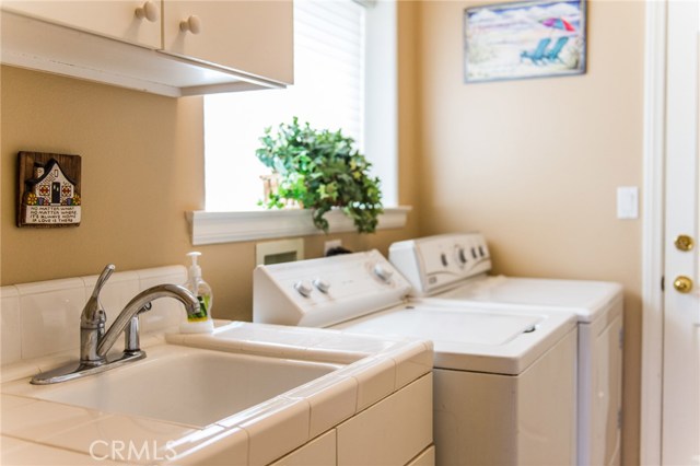 119 Juanita Avenue, Redondo Beach, California 90277, 3 Bedrooms Bedrooms, ,2 BathroomsBathrooms,Residential,Sold,Juanita,PV17089411