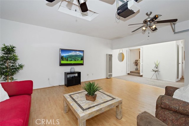 517 Blossom Lane, Redondo Beach, California 90278, 3 Bedrooms Bedrooms, ,1 BathroomBathrooms,Residential,Sold,Blossom,SB20134246