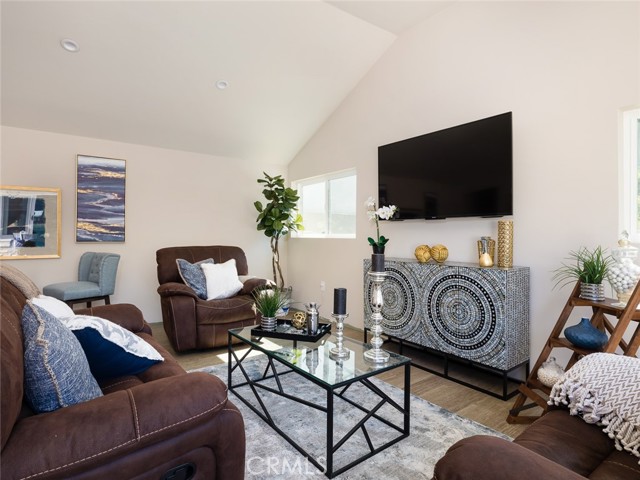 2206 Estribo Drive, Rolling Hills Estates, California 90274, 5 Bedrooms Bedrooms, ,2 BathroomsBathrooms,Residential,Sold,Estribo,PV21112421