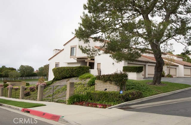 11 Seaview Drive, Rolling Hills Estates, California 90274, 3 Bedrooms Bedrooms, ,3 BathroomsBathrooms,Residential,Sold,Seaview,SB17072749