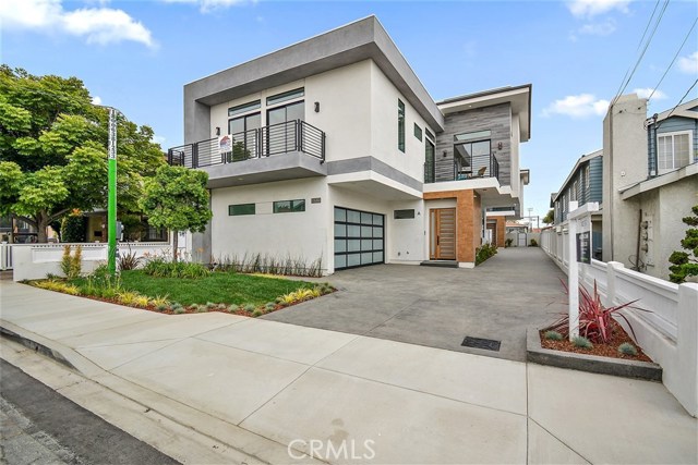 2315 Huntington Ln, Redondo Beach, California 90278, 4 Bedrooms Bedrooms, ,3 BathroomsBathrooms,Residential,Sold,Huntington Ln,SB19189198