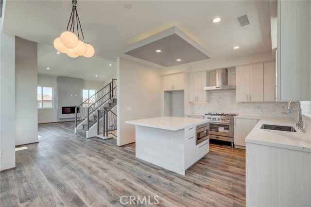 2707 Rockefeller Lane, Redondo Beach, California 90278, 4 Bedrooms Bedrooms, ,5 BathroomsBathrooms,Residential,Sold,Rockefeller,PV19136764