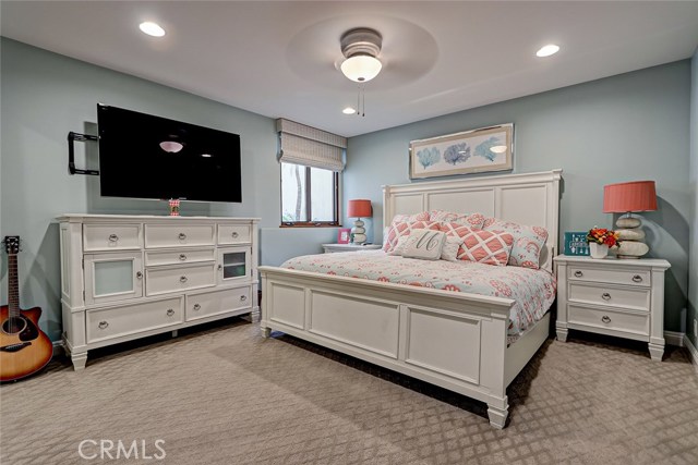 1406 Laurel Avenue, Manhattan Beach, California 90266, 5 Bedrooms Bedrooms, ,5 BathroomsBathrooms,Residential,Sold,Laurel,SB21049617