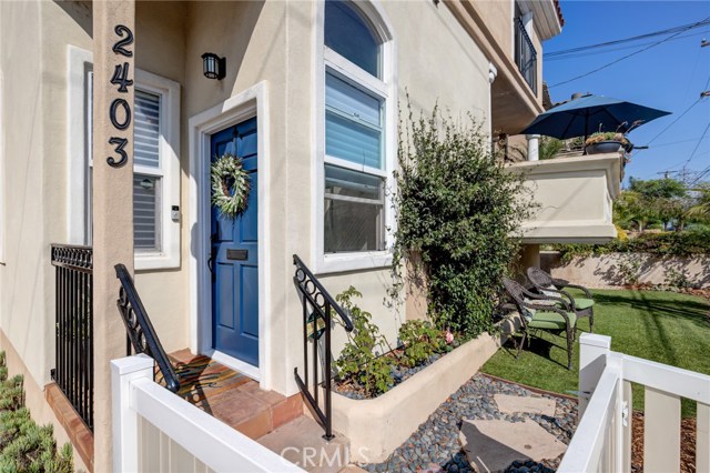 2403 Rockefeller Lane, Redondo Beach, California 90278, 3 Bedrooms Bedrooms, ,2 BathroomsBathrooms,Residential,Sold,Rockefeller,SB20212626