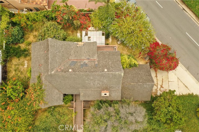 Aerial view of house from directly above