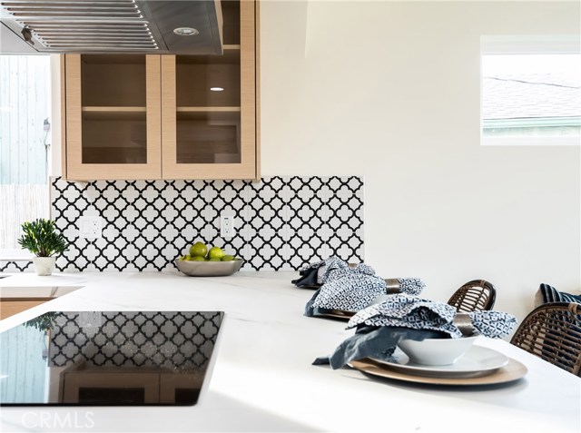 636 Vincent Park, Redondo Beach, California 90277, 3 Bedrooms Bedrooms, ,2 BathroomsBathrooms,Residential,Sold,Vincent Park,SB19274738