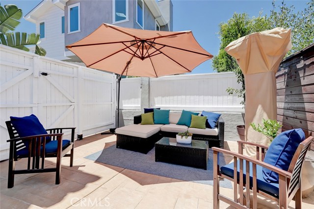 1919 Speyer Lane, Redondo Beach, California 90278, 4 Bedrooms Bedrooms, ,2 BathroomsBathrooms,Residential,Sold,Speyer,SB20135266