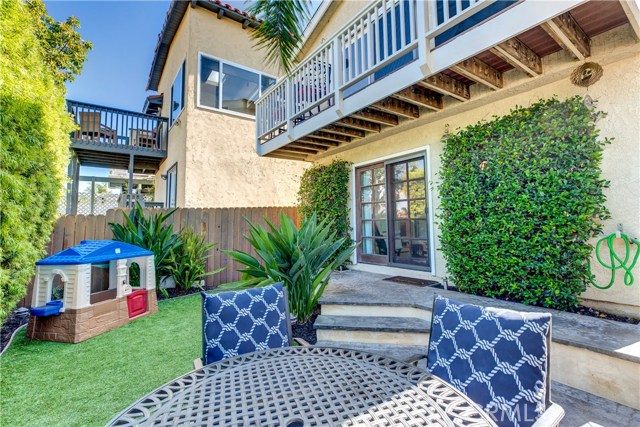 1626 Stanford Avenue, Redondo Beach, California 90278, 3 Bedrooms Bedrooms, ,2 BathroomsBathrooms,Residential,Sold,Stanford,SB19199450