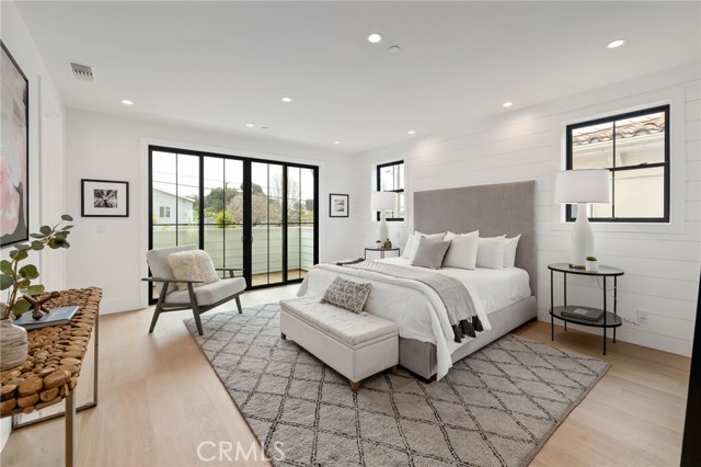 Equisite Master retreat with stylish bath, enviable closet and private balcony