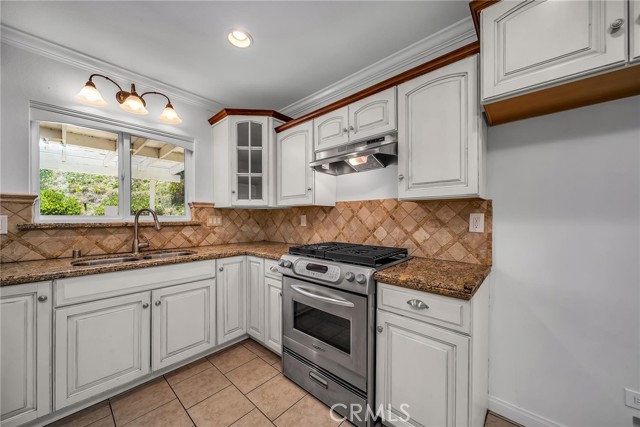 2002 Redondela Drive, Rancho Palos Verdes, California 90275, 4 Bedrooms Bedrooms, ,2 BathroomsBathrooms,Residential,Sold,Redondela,PV21121997