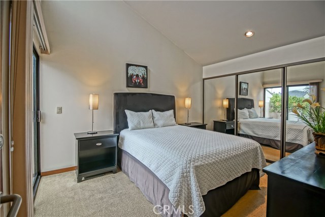 511 Marine Avenue, Manhattan Beach, California 90266, 3 Bedrooms Bedrooms, ,2 BathroomsBathrooms,Residential,Sold,Marine,SB19078478