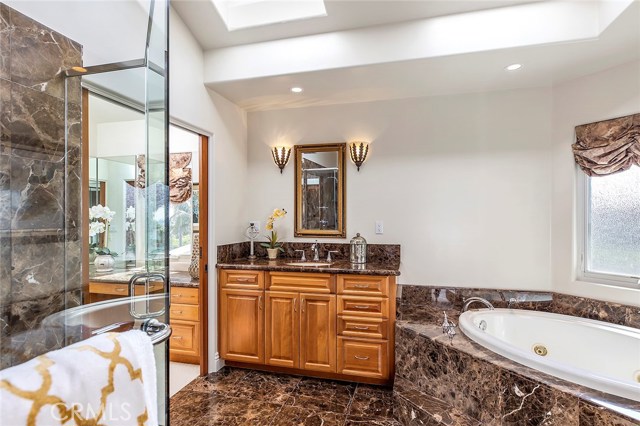 2013 Magnolia Avenue, Manhattan Beach, California 90266, 4 Bedrooms Bedrooms, ,4 BathroomsBathrooms,Residential,Sold,Magnolia,SB18234359