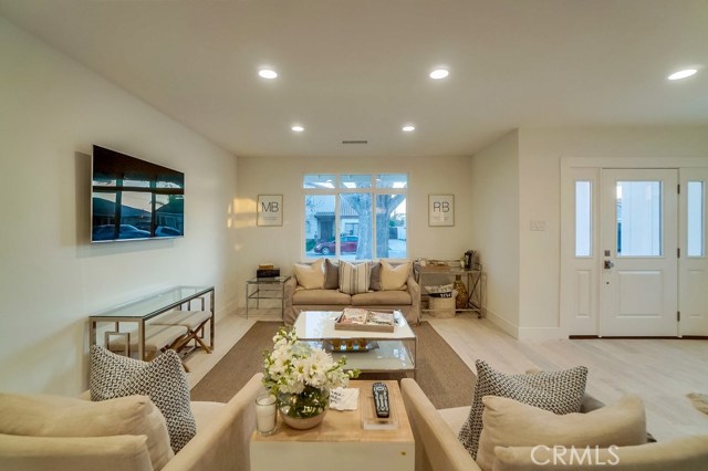 2912 BLAISDELL Avenue, Redondo Beach, California 90278, 4 Bedrooms Bedrooms, ,3 BathroomsBathrooms,Residential,Sold,BLAISDELL,SB18098043