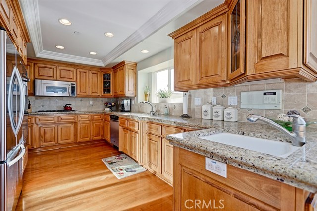 317 Anita Street, Redondo Beach, California 90278, 4 Bedrooms Bedrooms, ,3 BathroomsBathrooms,Residential,Sold,Anita,SB18047449