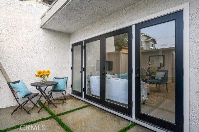 2406 Aviation Boulevard, Redondo Beach, California 90278, 3 Bedrooms Bedrooms, ,1 BathroomBathrooms,Residential,Sold,Aviation,SB20181174