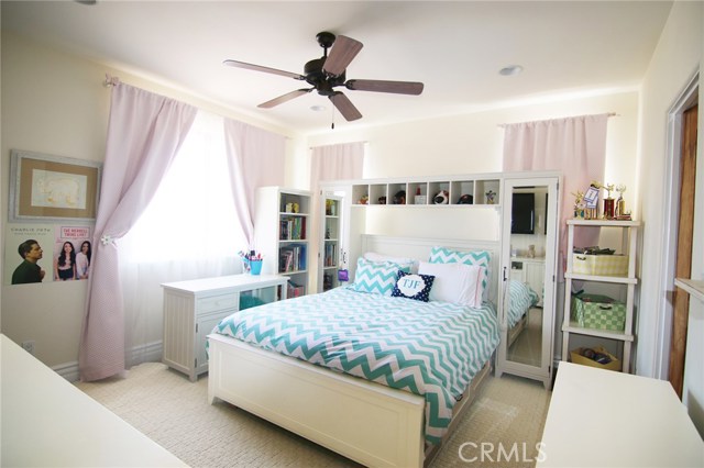 1701 Meadows Avenue, Manhattan Beach, California 90266, 5 Bedrooms Bedrooms, ,3 BathroomsBathrooms,Residential,Sold,Meadows,SB18088977