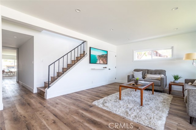 2517 Fisk Lane, Redondo Beach, California 90278, 4 Bedrooms Bedrooms, ,3 BathroomsBathrooms,Residential,Sold,Fisk,SB20145075