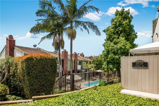 1419 Goodman Avenue, Redondo Beach, California 90278, 3 Bedrooms Bedrooms, ,2 BathroomsBathrooms,Residential,Sold,Goodman,SB19118677