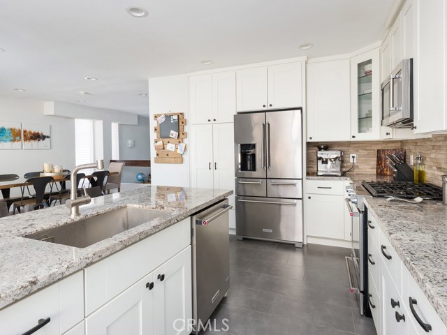 1923 Marshallfield Lane, Redondo Beach, California 90278, 3 Bedrooms Bedrooms, ,2 BathroomsBathrooms,Residential,Sold,Marshallfield,SB20084915