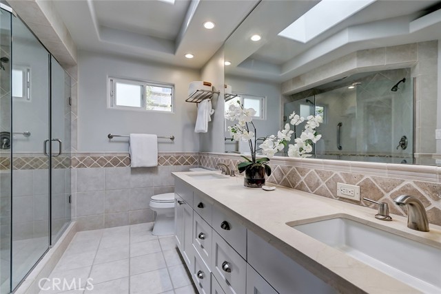 2317 Elm Avenue, Manhattan Beach, California 90266, 4 Bedrooms Bedrooms, ,3 BathroomsBathrooms,Residential,Sold,Elm,SB21152627