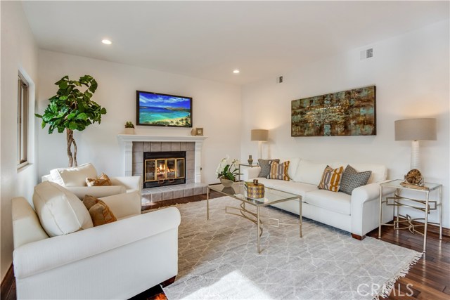 2012 Manhattan Beach Boulevard, Redondo Beach, California 90278, 2 Bedrooms Bedrooms, ,2 BathroomsBathrooms,Residential,Sold,Manhattan Beach,SB19006537