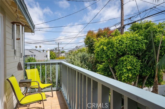 2208 Plant Avenue, Redondo Beach, California 90278, 3 Bedrooms Bedrooms, ,3 BathroomsBathrooms,Residential,Sold,Plant,SB20135298