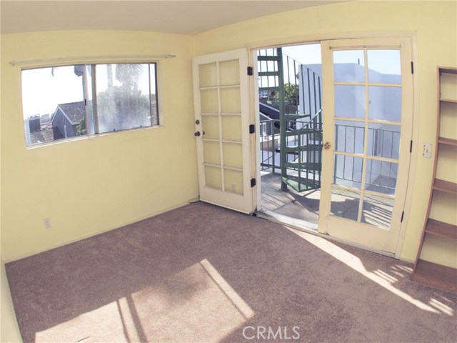 521 2nd Street, Hermosa Beach, California 90254, 3 Bedrooms Bedrooms, ,2 BathroomsBathrooms,Residential,Sold,2nd,SB17111181