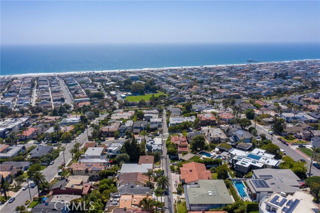 926 Duncan Place, Manhattan Beach, California 90266, 4 Bedrooms Bedrooms, ,2 BathroomsBathrooms,Residential,Sold,Duncan,SB20129589