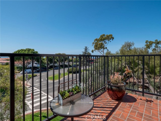 2201 Via Carrillo, Palos Verdes Estates, California 90274, 2 Bedrooms Bedrooms, ,Residential,Sold,Via Carrillo,PV20196744