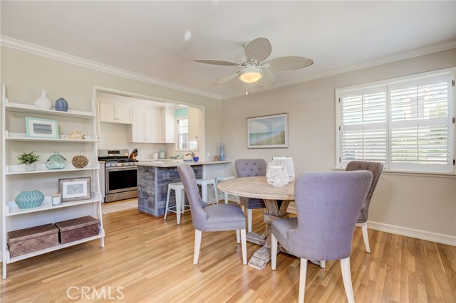 Dining nook