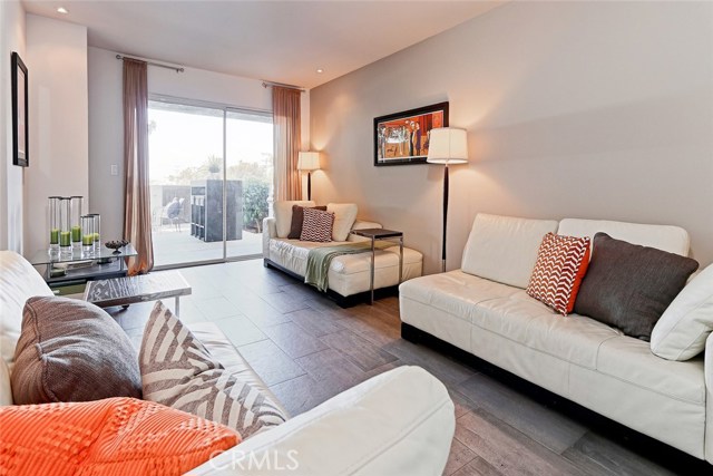 1818 Spreckels Lane, Redondo Beach, California 90278, 4 Bedrooms Bedrooms, ,3 BathroomsBathrooms,Residential,Sold,Spreckels,SB17228588