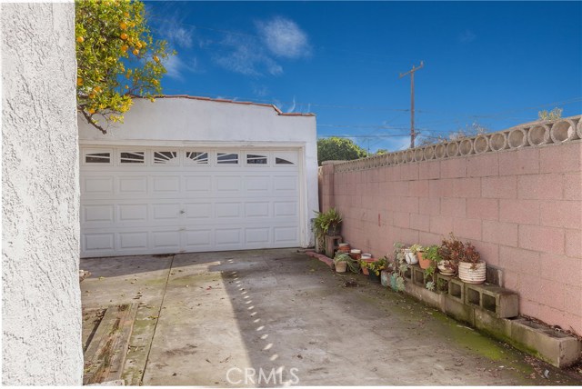 2 Bed Home for Sale in Culver City, California