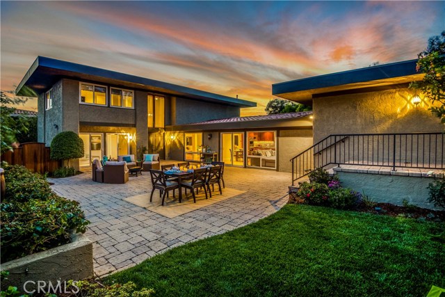 2609 Via Valdes, Palos Verdes Estates, California 90274, 4 Bedrooms Bedrooms, ,3 BathroomsBathrooms,Residential,Sold,Via Valdes,PV17070096