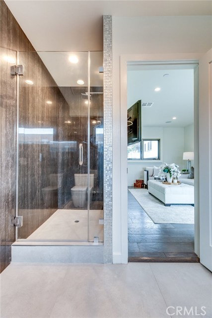 206 Moonstone Street, Manhattan Beach, California 90266, 4 Bedrooms Bedrooms, ,1 BathroomBathrooms,Residential,Sold,Moonstone,SB19150217