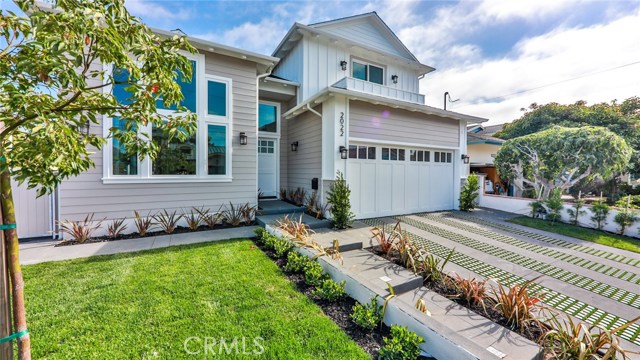 2022 Bataan Road, Redondo Beach, California 90278, 5 Bedrooms Bedrooms, ,4 BathroomsBathrooms,Residential,Sold,Bataan,PV20137433