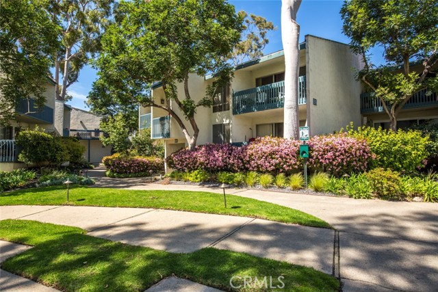 816 Camino Real, Redondo Beach, California 90277, 2 Bedrooms Bedrooms, ,2 BathroomsBathrooms,Residential,Sold,Camino Real,SB17064345