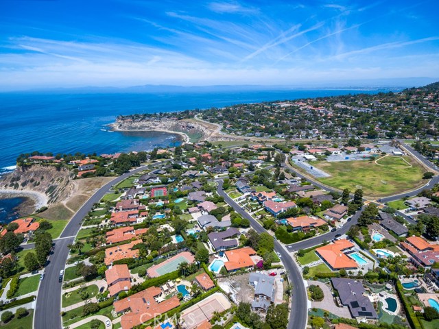 2837 Palos Verdes Drive, Palos Verdes Estates, California 90274, 4 Bedrooms Bedrooms, ,3 BathroomsBathrooms,Residential,Sold,Palos Verdes,SB20093411