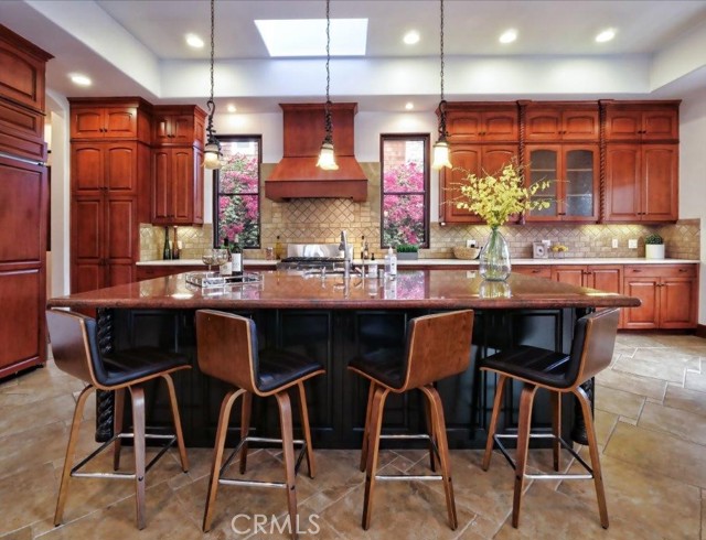 Kitchen Center Island with Breakfast Bar