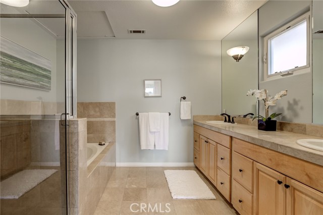 2403 Rockefeller Lane, Redondo Beach, California 90278, 3 Bedrooms Bedrooms, ,2 BathroomsBathrooms,Residential,Sold,Rockefeller,SB20212626