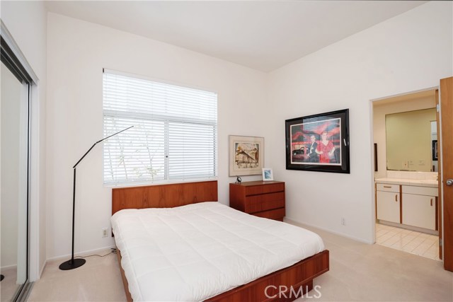 116 26th Street, Manhattan Beach, California 90266, 2 Bedrooms Bedrooms, ,2 BathroomsBathrooms,Residential,Sold,26th,SB21017134