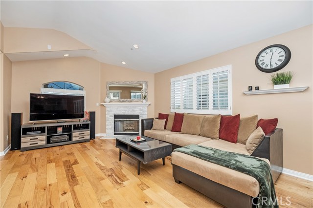 2620 Voorhees Avenue, Redondo Beach, California 90278, 3 Bedrooms Bedrooms, ,3 BathroomsBathrooms,Residential,Sold,Voorhees,SB20129080