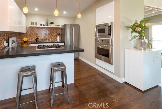 1244 20th Street, Hermosa Beach, California 90254, 3 Bedrooms Bedrooms, ,2 BathroomsBathrooms,Residential,Sold,20th,SB20010972